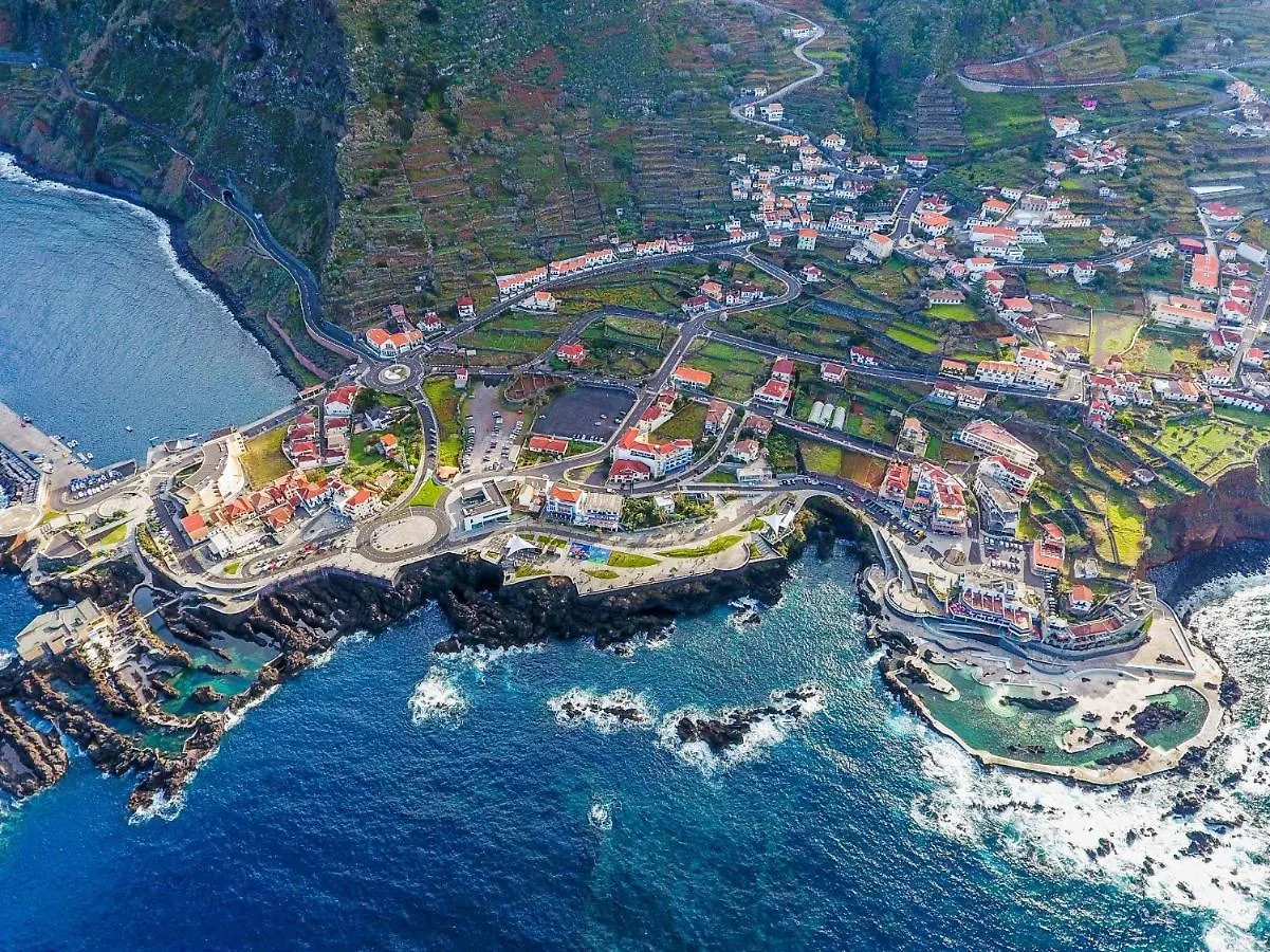 Chalet Do Monte No Porto Moniz By Madeira Sun Travel Holiday home