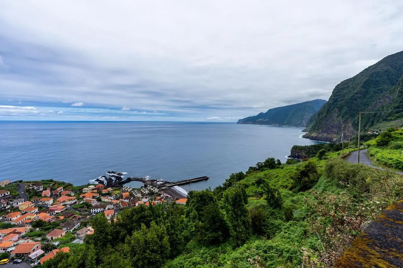 Chalet Do Monte No Porto Moniz By Madeira Sun Travel 0*,